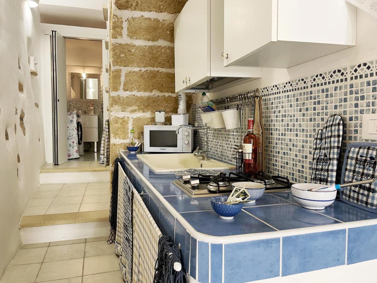 Mediterraneo House- Casa Nel Centro Storico Matino Eksteriør billede
