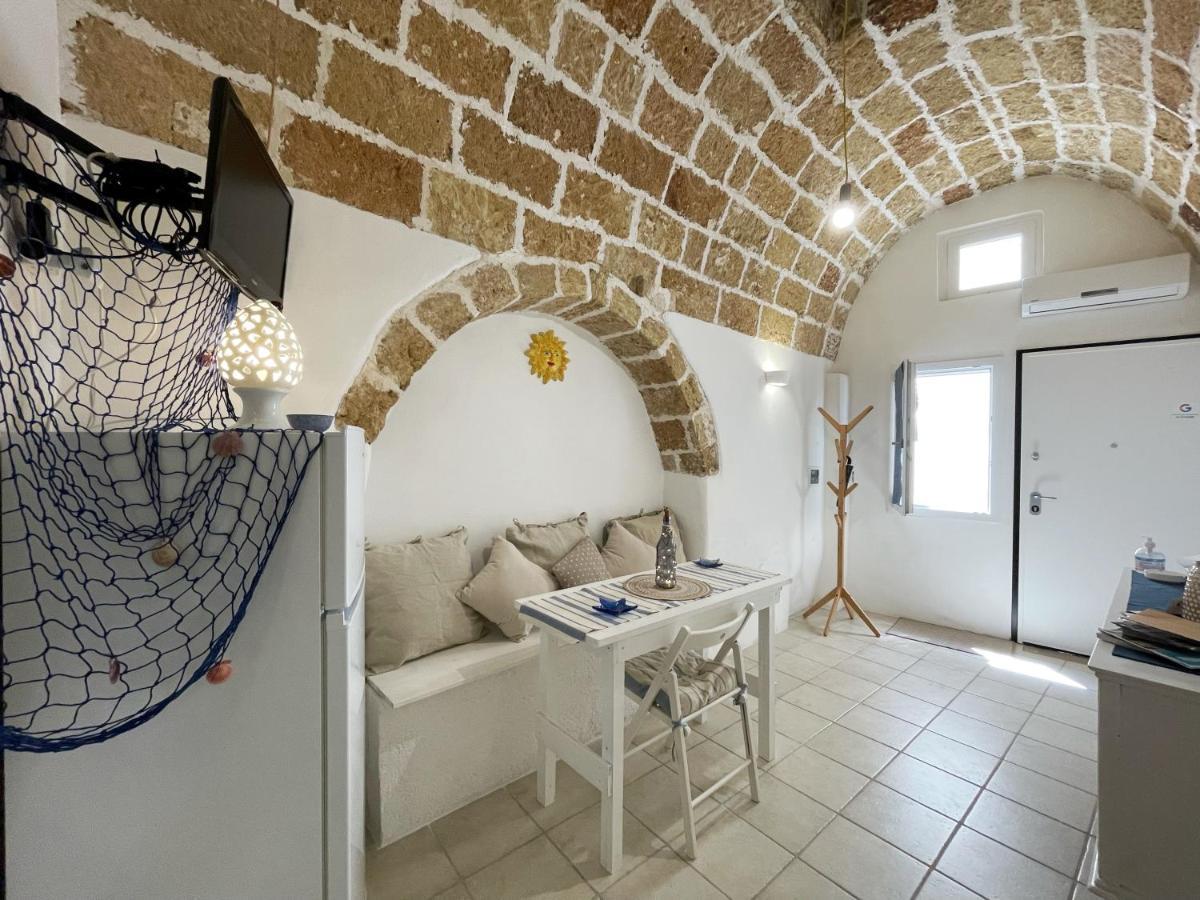 Mediterraneo House- Casa Nel Centro Storico Matino Eksteriør billede