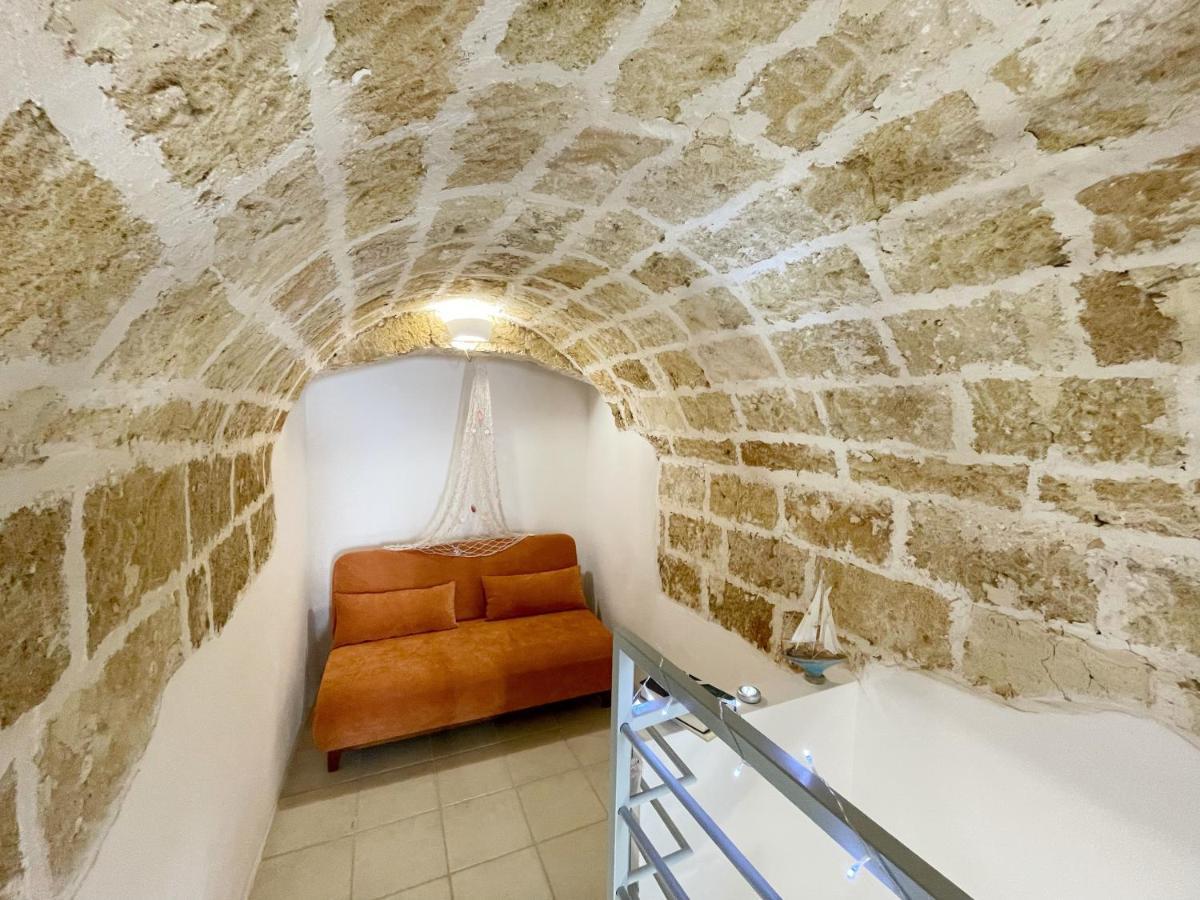 Mediterraneo House- Casa Nel Centro Storico Matino Eksteriør billede